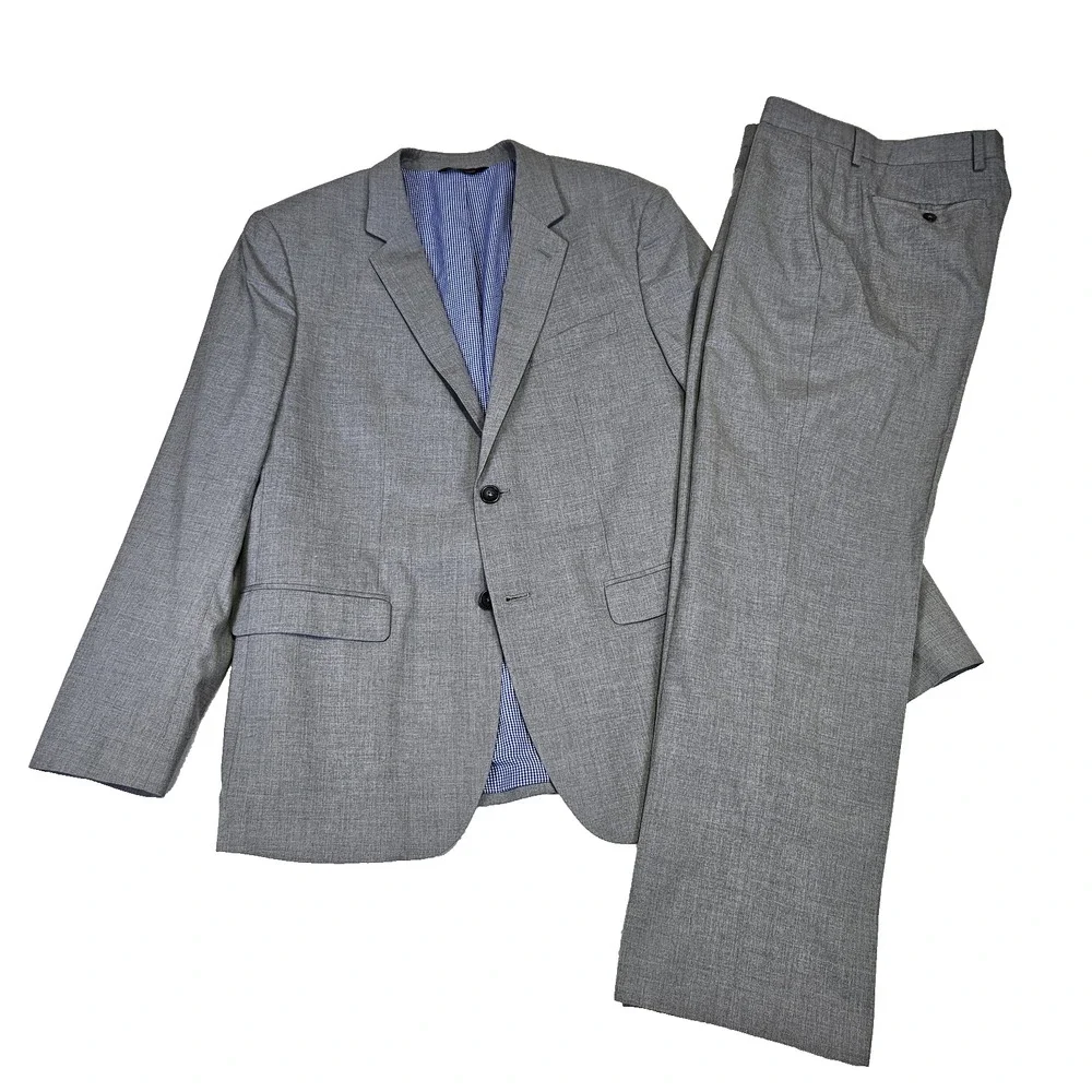 Banana Republic Tailored Fit Suit Mens Blazer 44R Gray Pant 33x30 Jacket 2PC Set